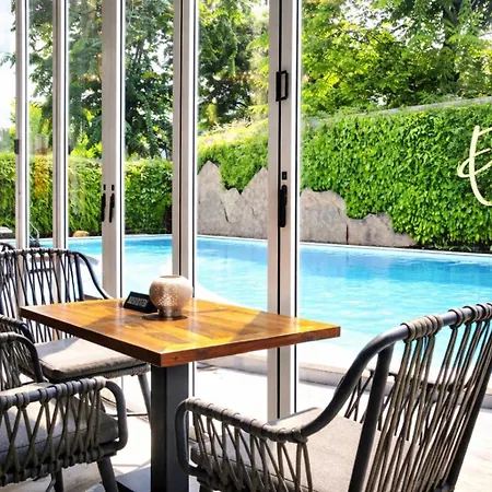Oakwood Suites Kuningan Jakarta-2